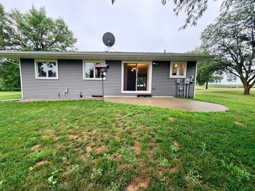 4131 75th Street NW, Pennock, MN 56279