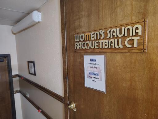 women Sauna and Racquetball court.jpg
