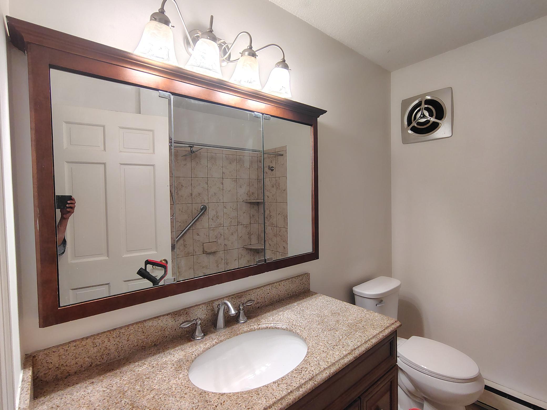 Bath room.jpg