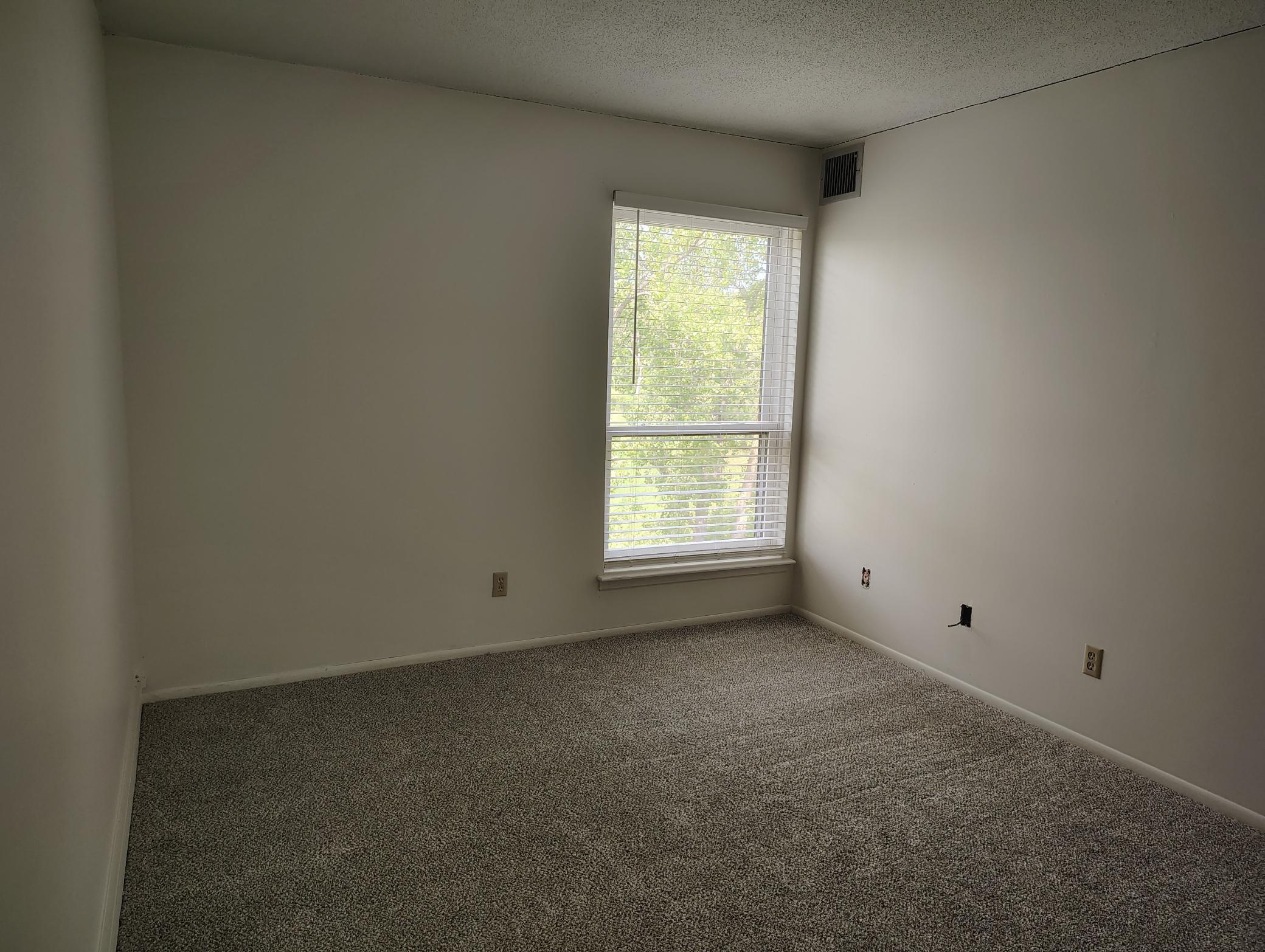 Bed Room 1.jpg