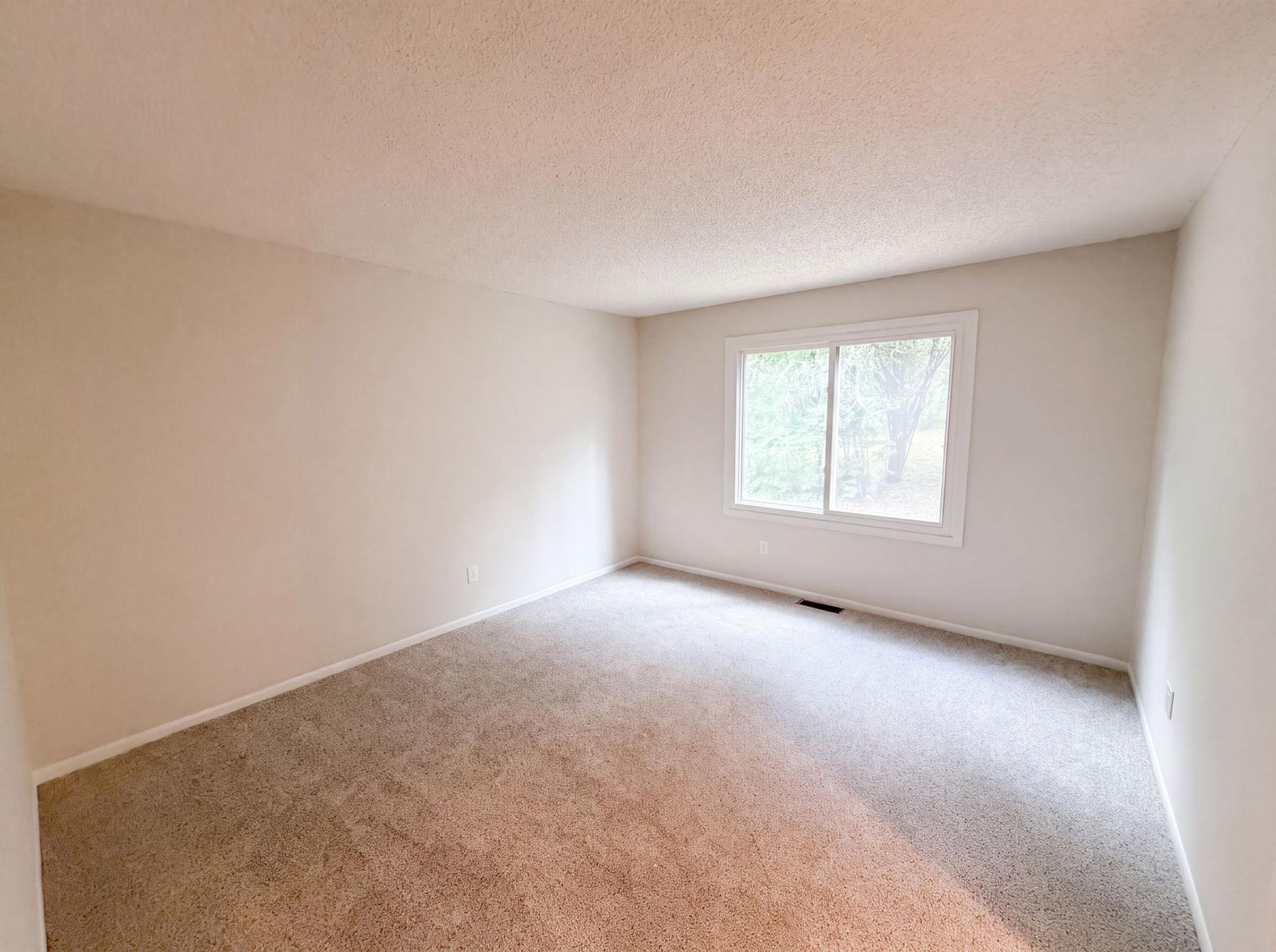 listing_16.jpg