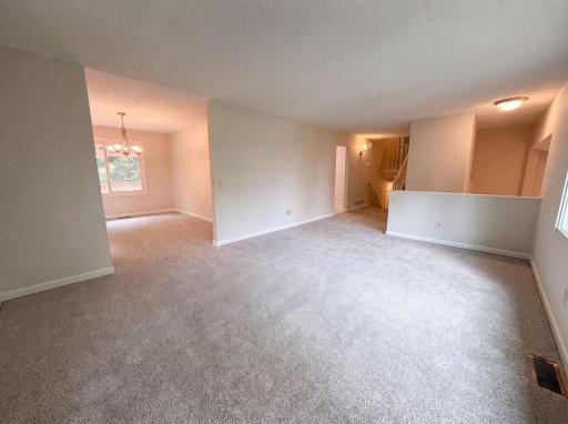 listing_13.jpg
