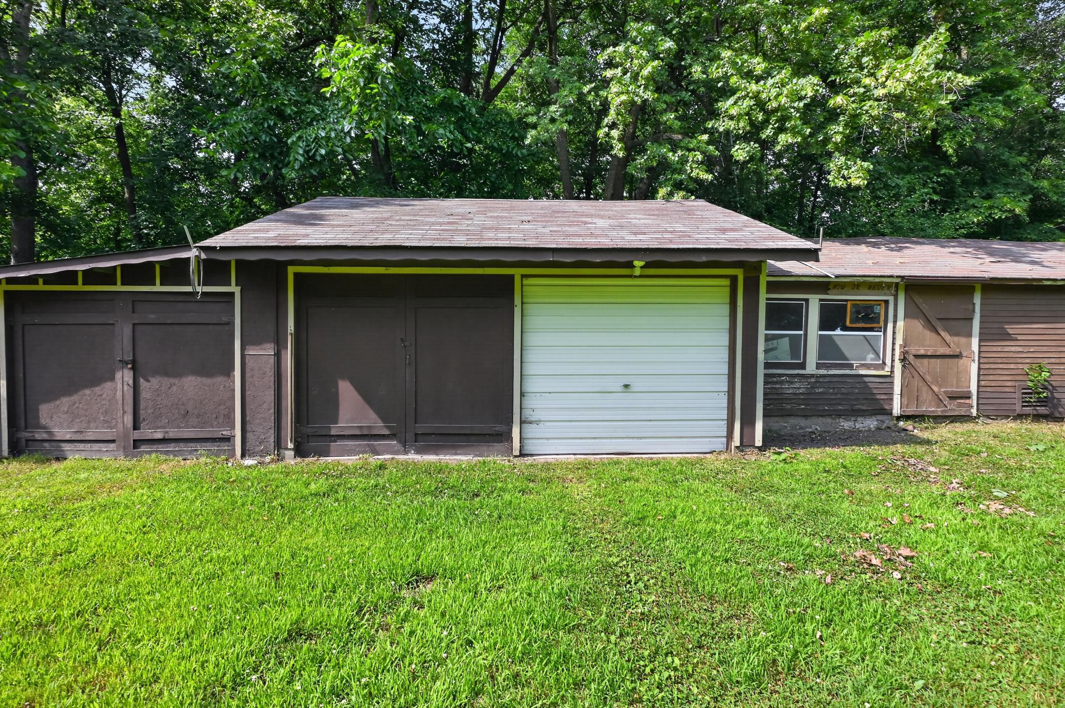 Garage.jpg