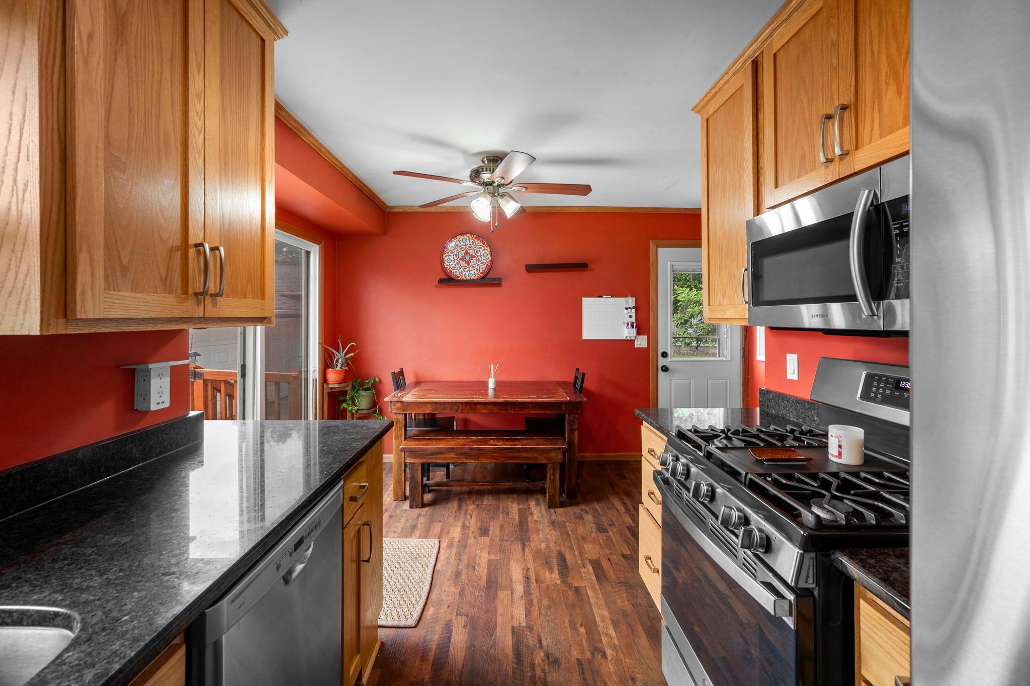 25-web-or-mls-6620 167th St W-65.jpg