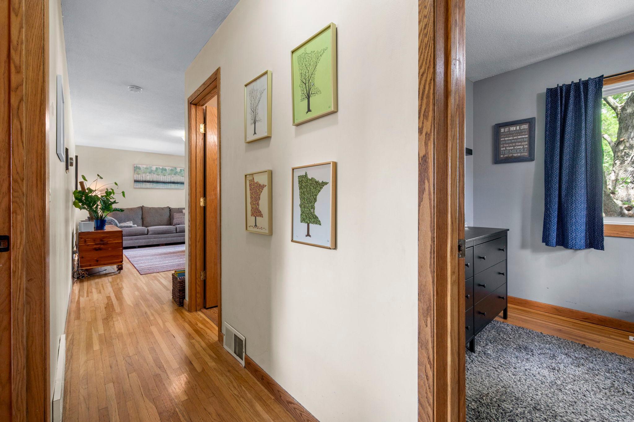 29-web-or-mls-6620 167th St W-109.jpg