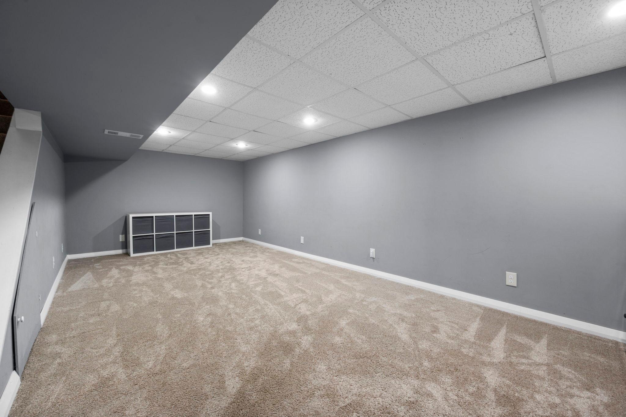 47-web-or-mls-6620 167th St W-175.jpg