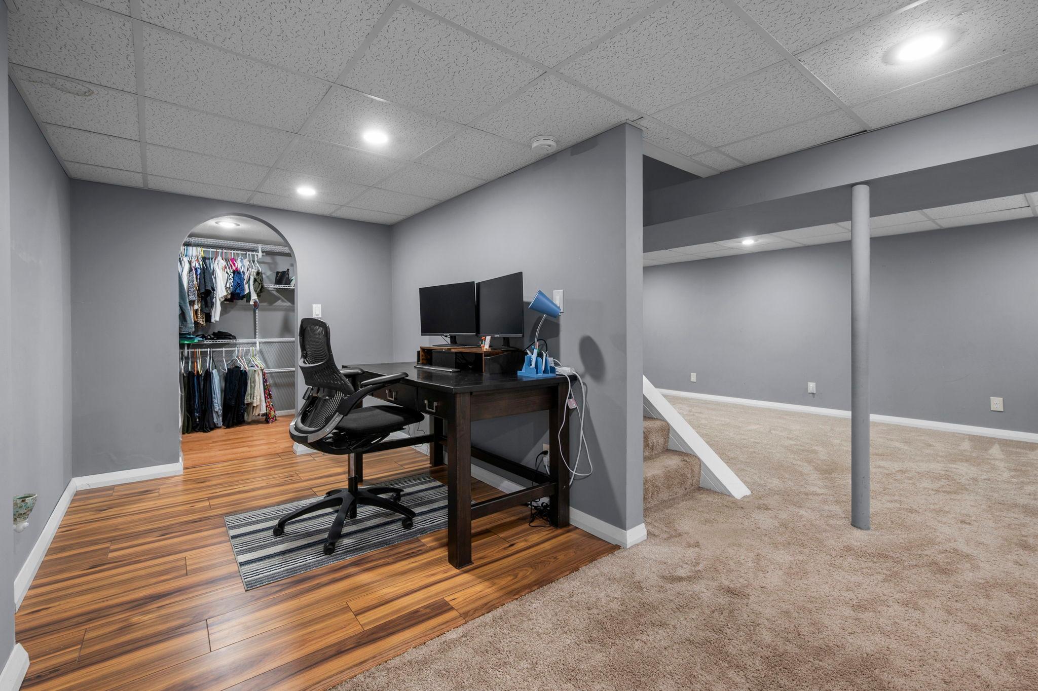 41-web-or-mls-6620 167th St W-144.jpg