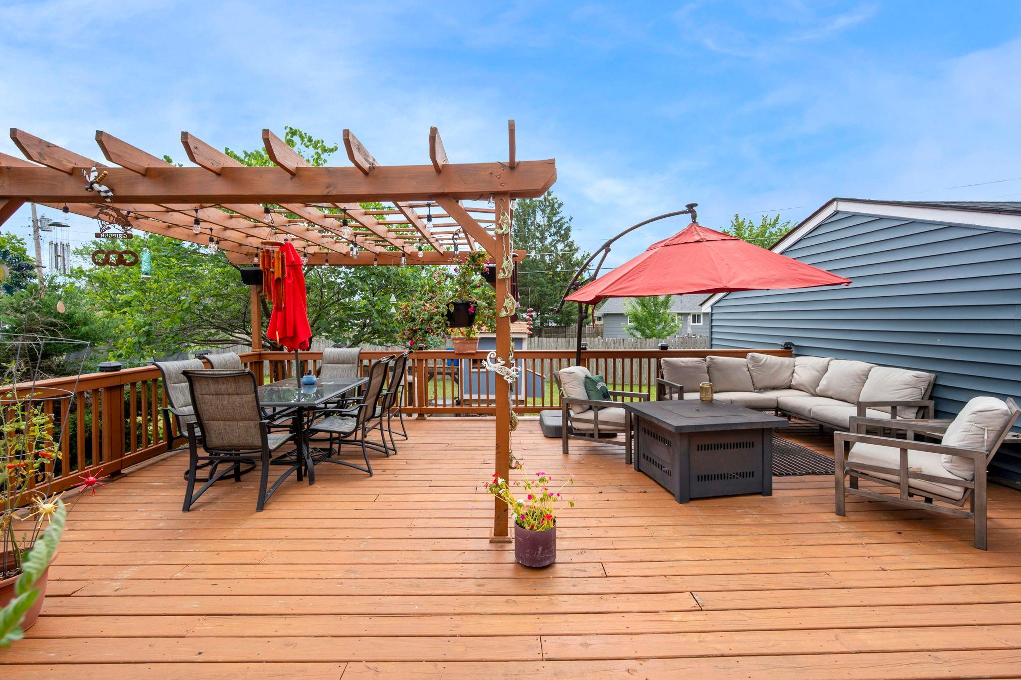 55-web-or-mls-6620 167th St W-299.jpg