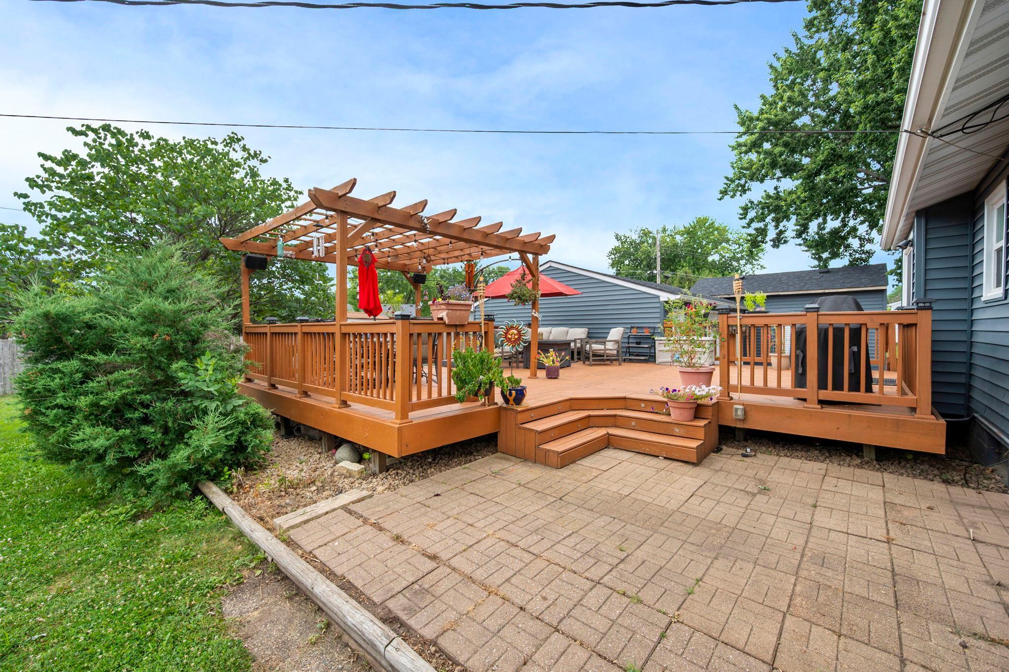58-web-or-mls-6620 167th St W-354.jpg