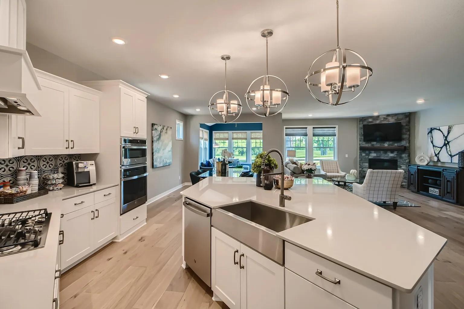 kitchen 5.jpg