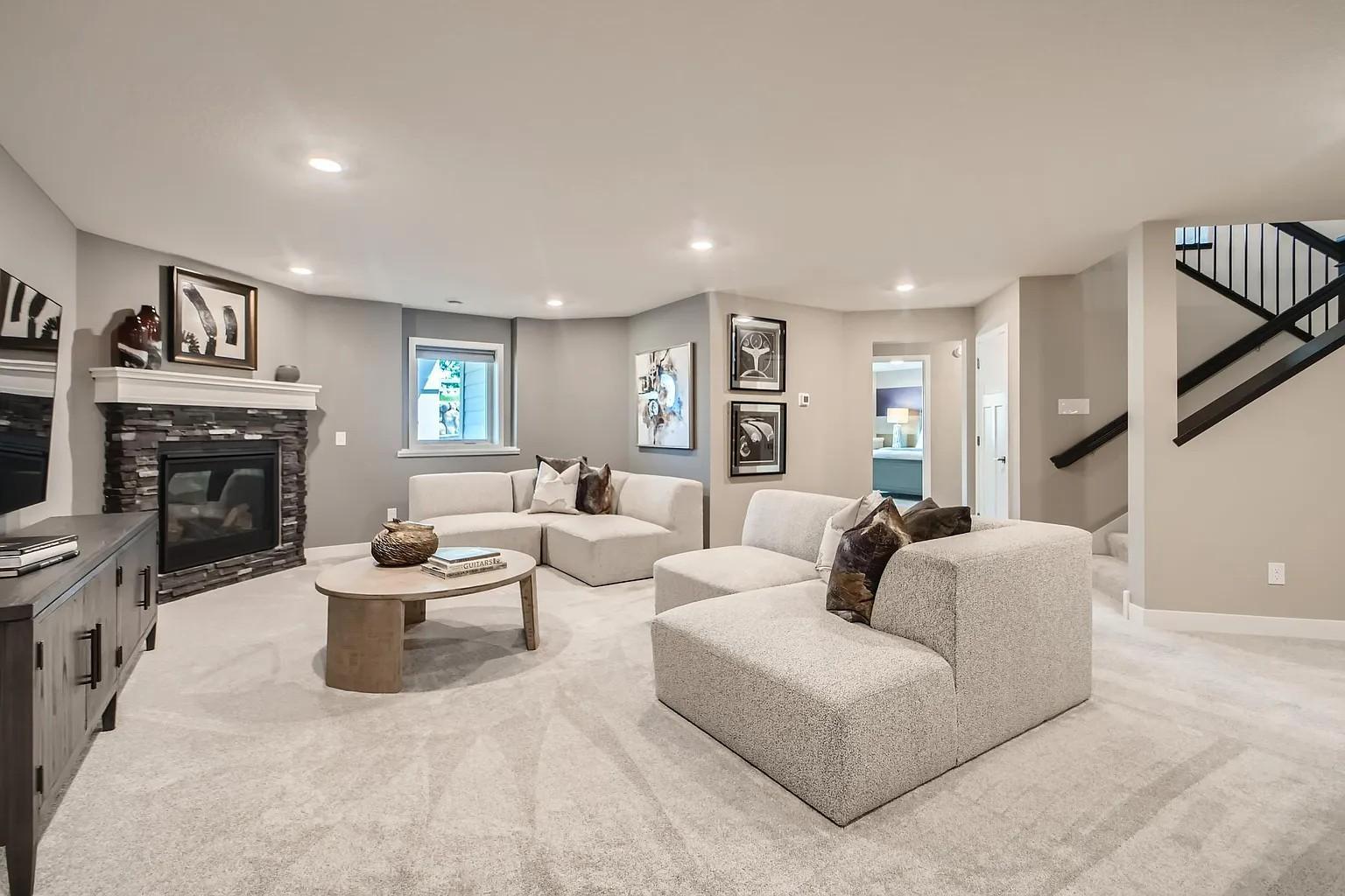 family room .jpg