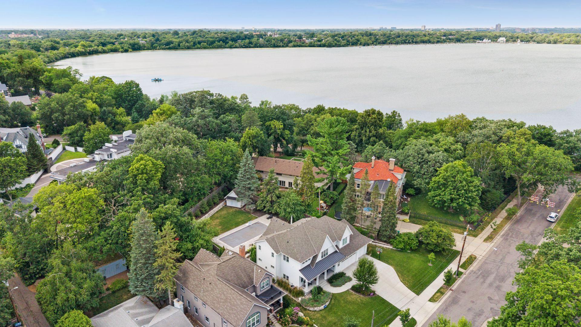 4847 E Lake Harriet Pkwy