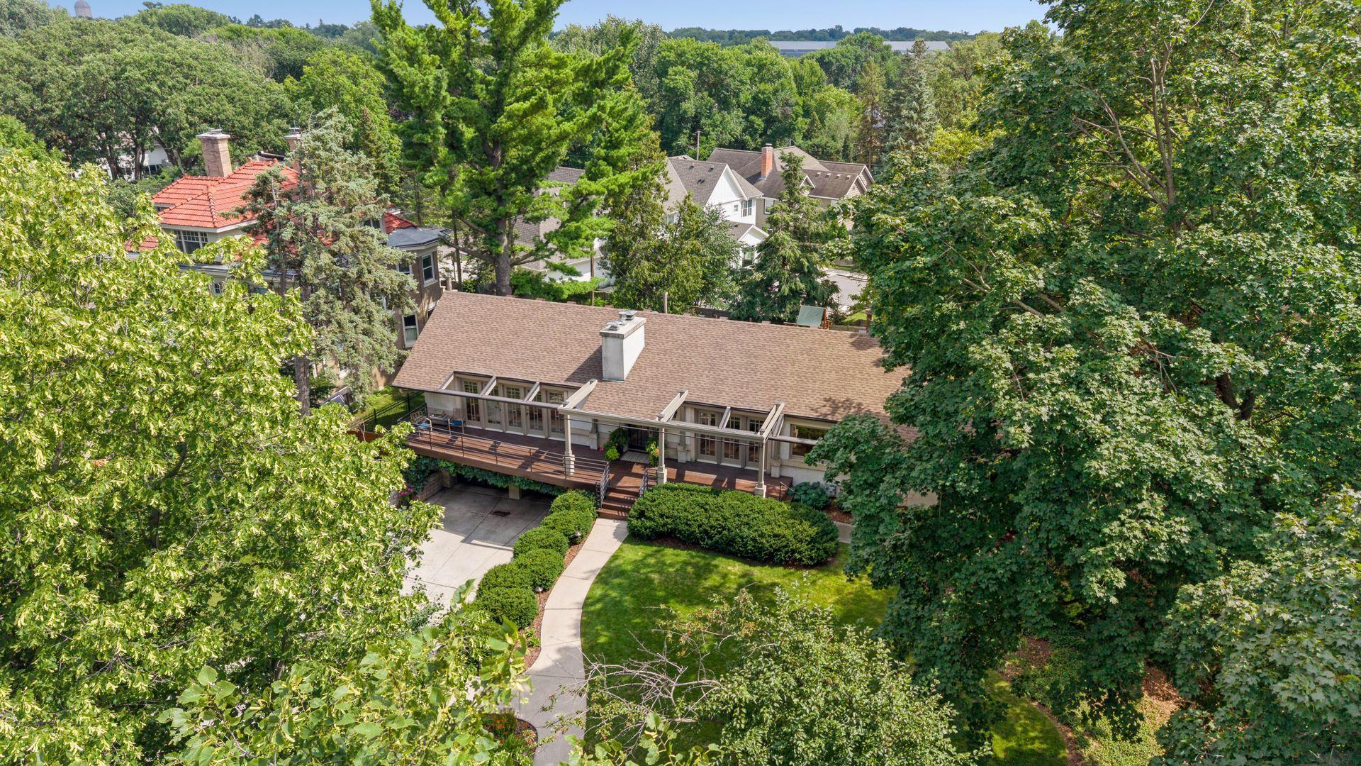 4847 E Lake Harriet Pkwy