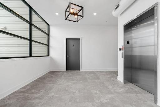 9-web-or-mls-5754 Shady Oak Rd 2 9.jpg