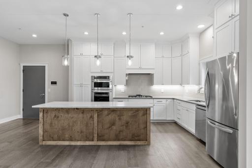13-web-or-mls-5754 Shady Oak Rd 2 13.jpg