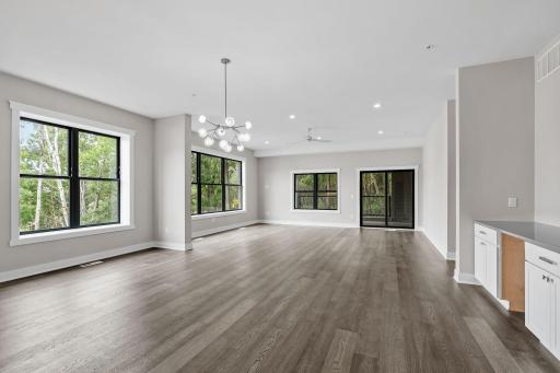 18-web-or-mls-5754 Shady Oak Rd 2 18.jpg