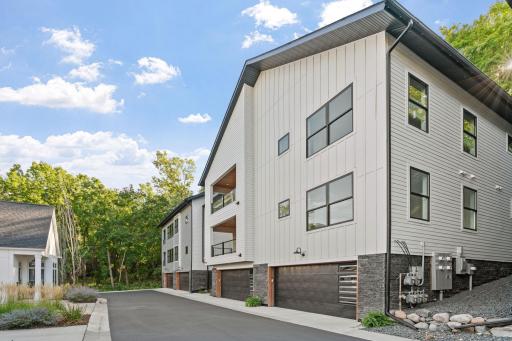 8-web-or-mls-5754 Shady Oak Rd 2 8.jpg