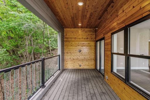 27-web-or-mls-5754 Shady Oak Rd 2 27.jpg