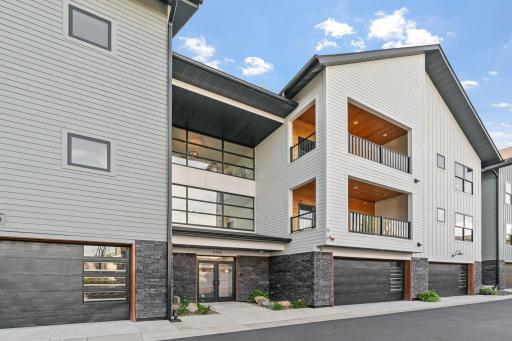 5-web-or-mls-5754 Shady Oak Rd 2 5.jpg