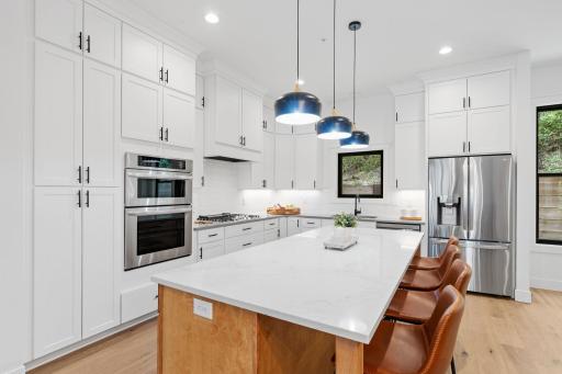 19-web-or-mls-5742 Shady Oak Rd Unit 7-13.jpg