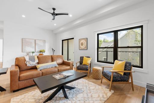 25-web-or-mls-5742 Shady Oak Rd Unit 7-19.jpg