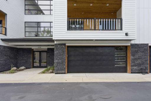 5742 Shady Oak Road S, 7, Minnetonka, MN 55343