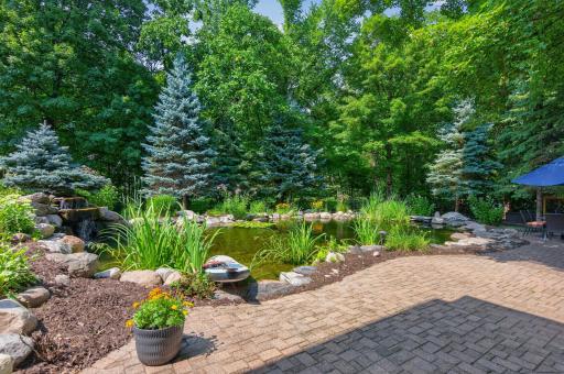 Love the beautiful paver patio, perfect for relaxing or entertaining