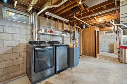Lower level laundry-washer and dryer do not stay