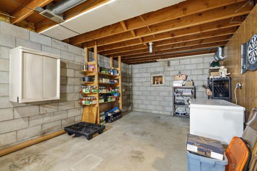 Unfinished basement-tall ceilings-great for finishing!