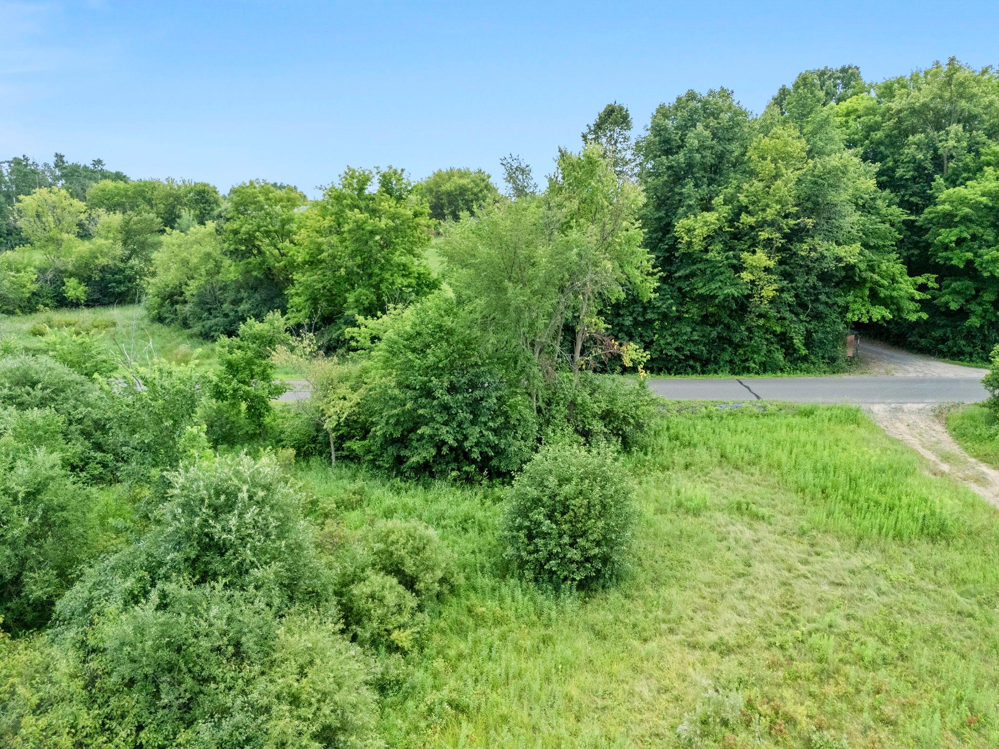 50-web-or-mls-1587 270th Ave-147.jpg