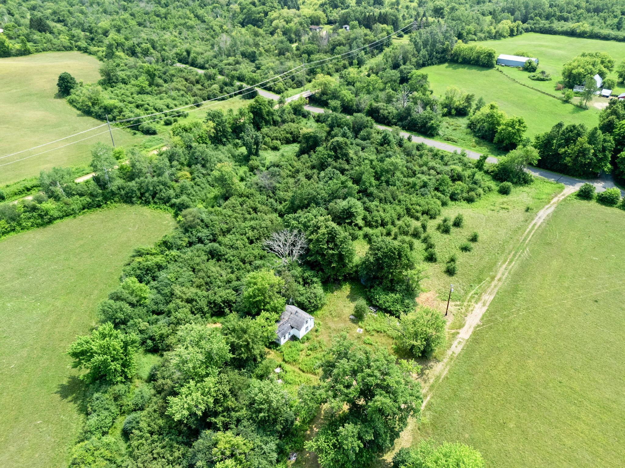 7-web-or-mls-1587 270th Ave-21.jpg