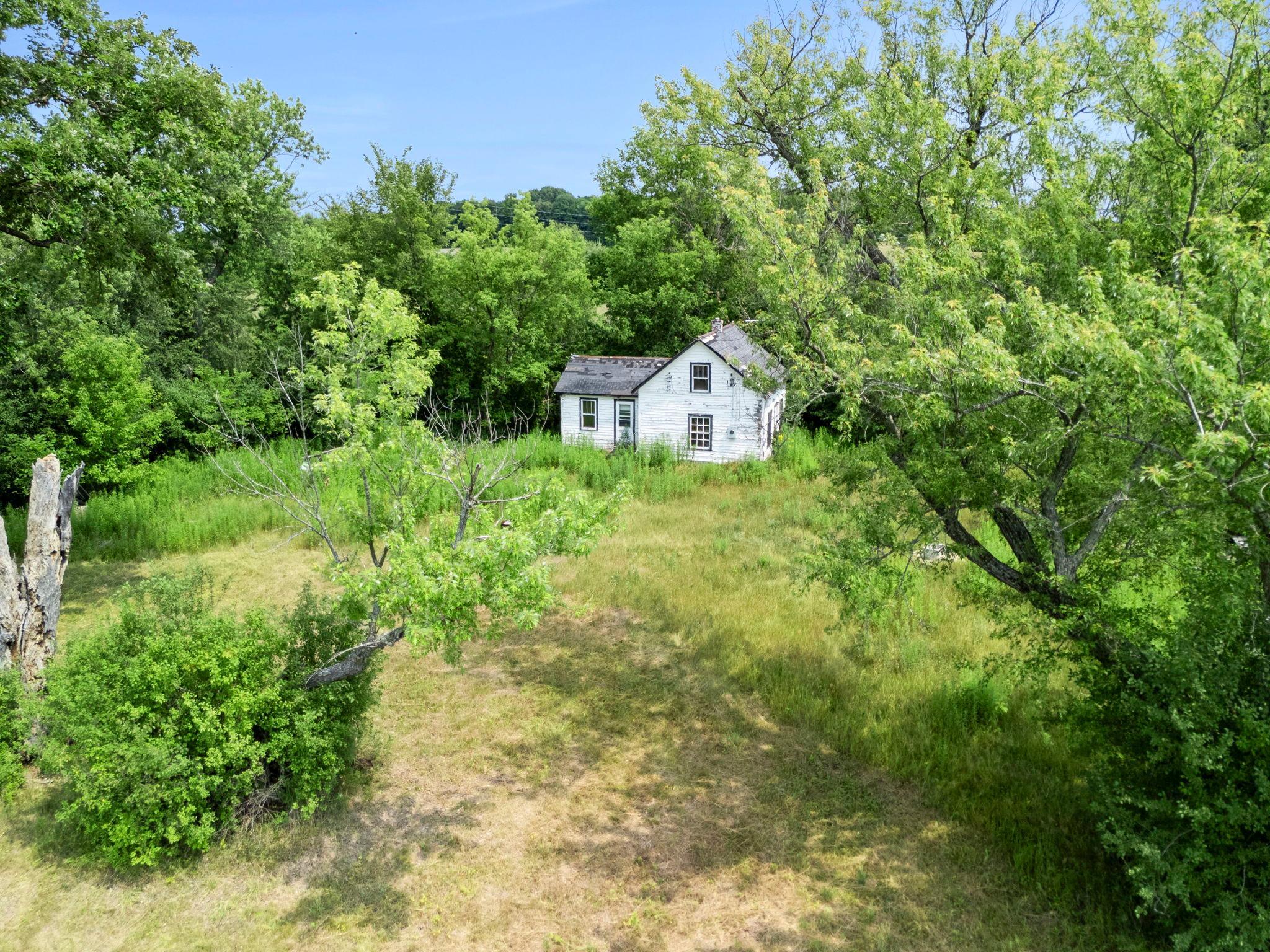 29-web-or-mls-1587 270th Ave-87.jpg