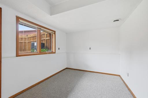 5361 Emerald Way, Apple Valley, MN 55124