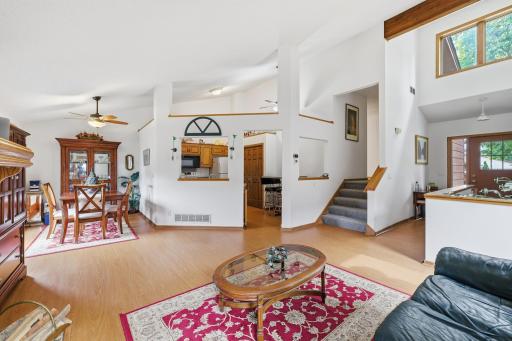 5361 Emerald Way, Apple Valley, MN 55124