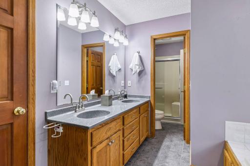 Private primary full bath