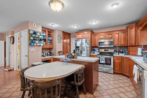49-web-or-mls-436 9th St S-258.jpg