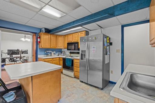 20-web-or-mls-436 9th St S-388.jpg