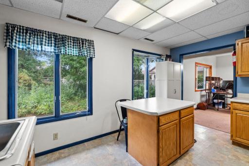 19-web-or-mls-436 9th St S-383.jpg