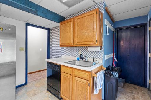 21-web-or-mls-436 9th St S-393.jpg