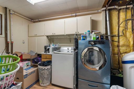 25-web-or-mls-436 9th St S-136.jpg