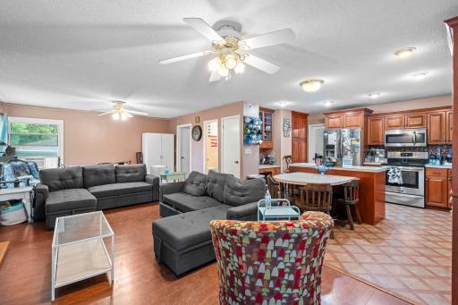 53-web-or-mls-436 9th St S-278.jpg