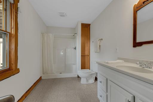 Primary 3/4 bathroom