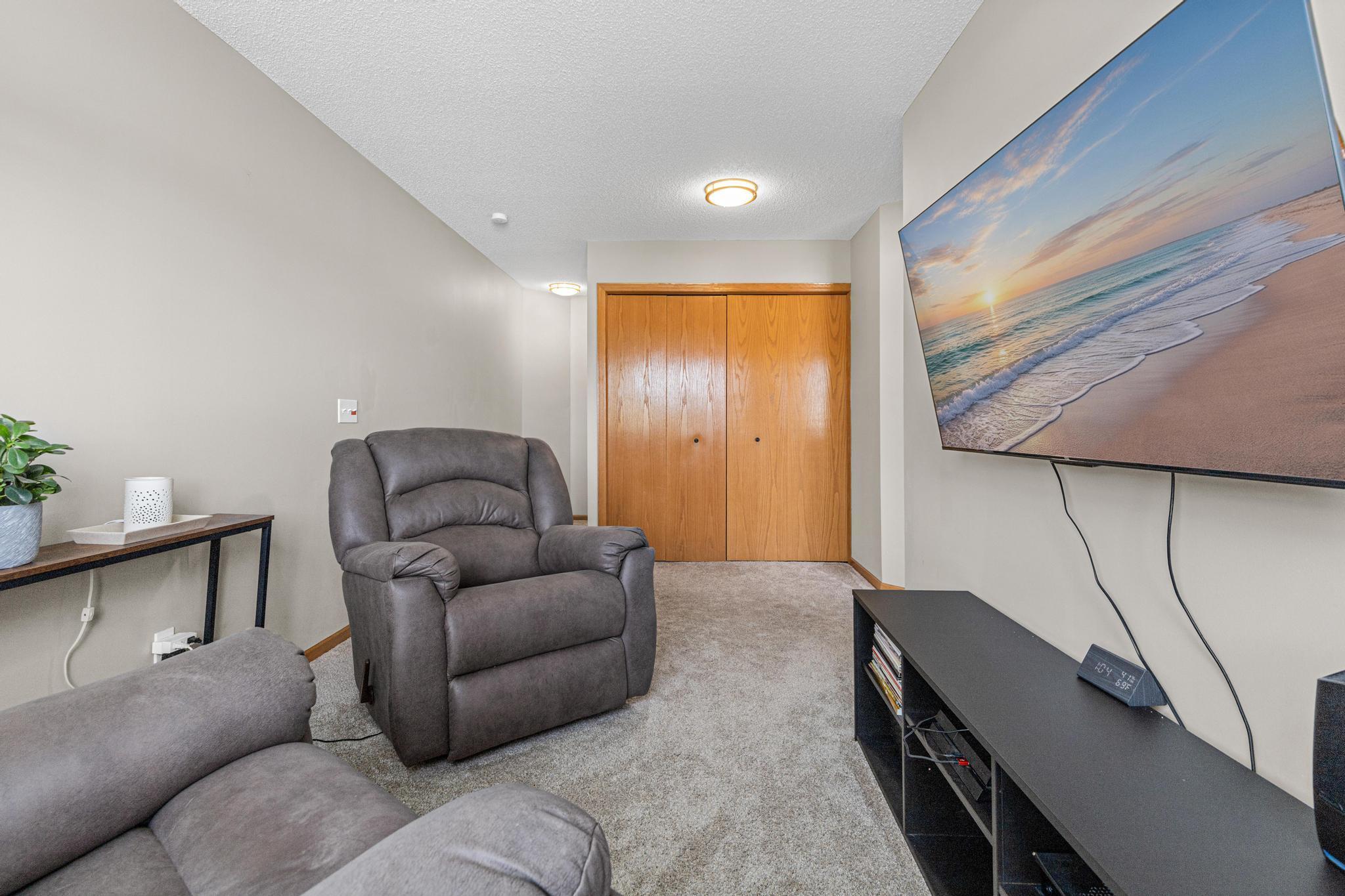 6256 158th Street West 57-20.jpg