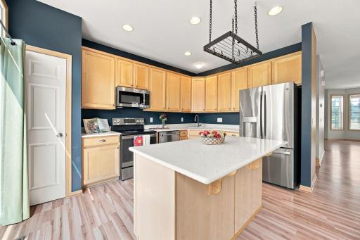 Photo for 560 Huset Parkway NE, Columbia Heights, MN 55421 - listing #7115497 560 Huset Parkway NE, Columbia Heights, MN 55421