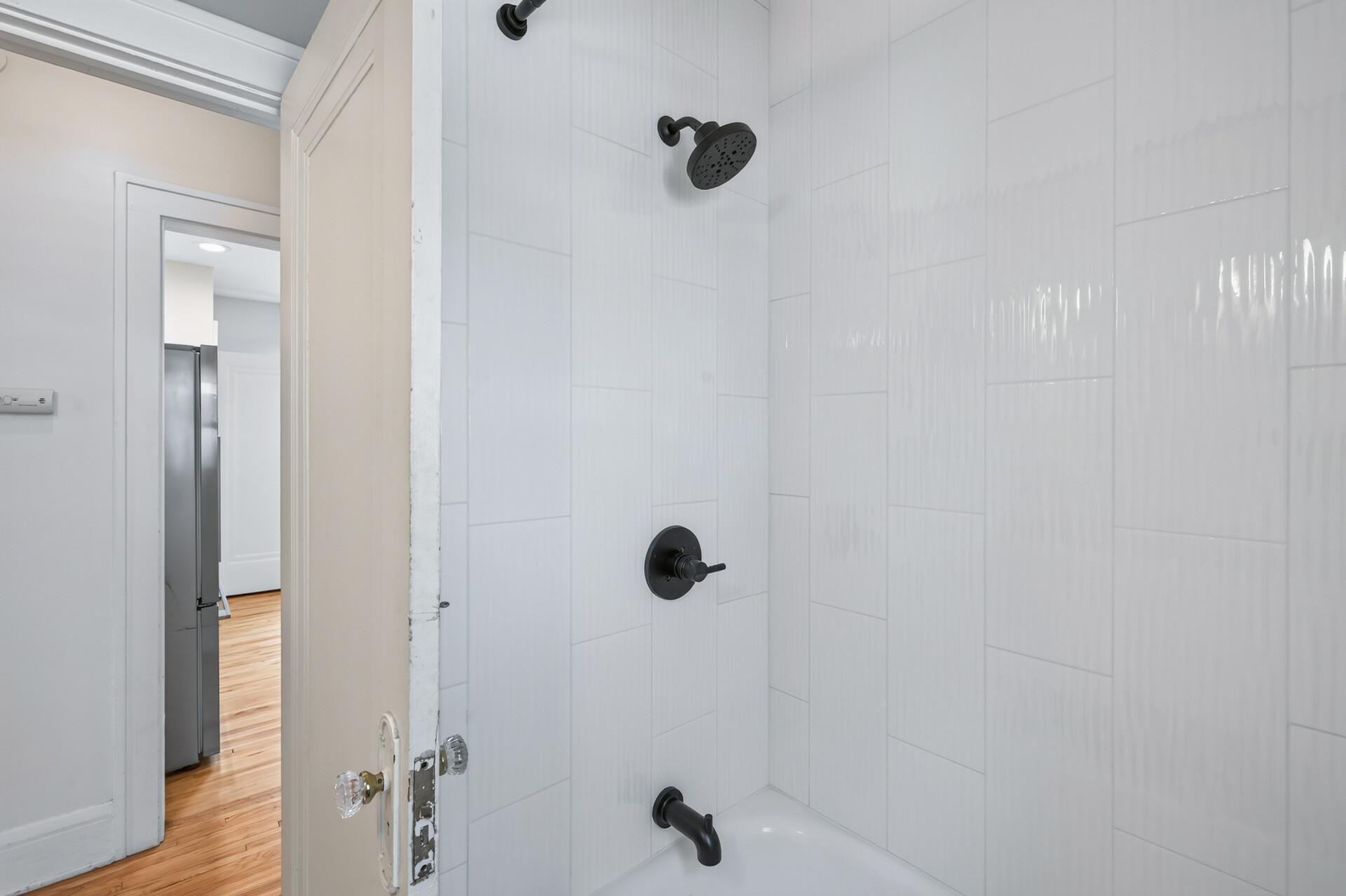 Main Floor Full Bath