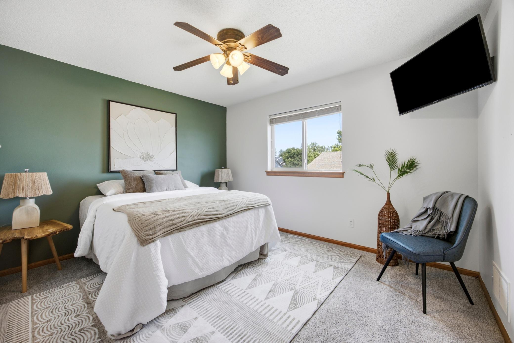 Bedroom 1 - Upper Level
