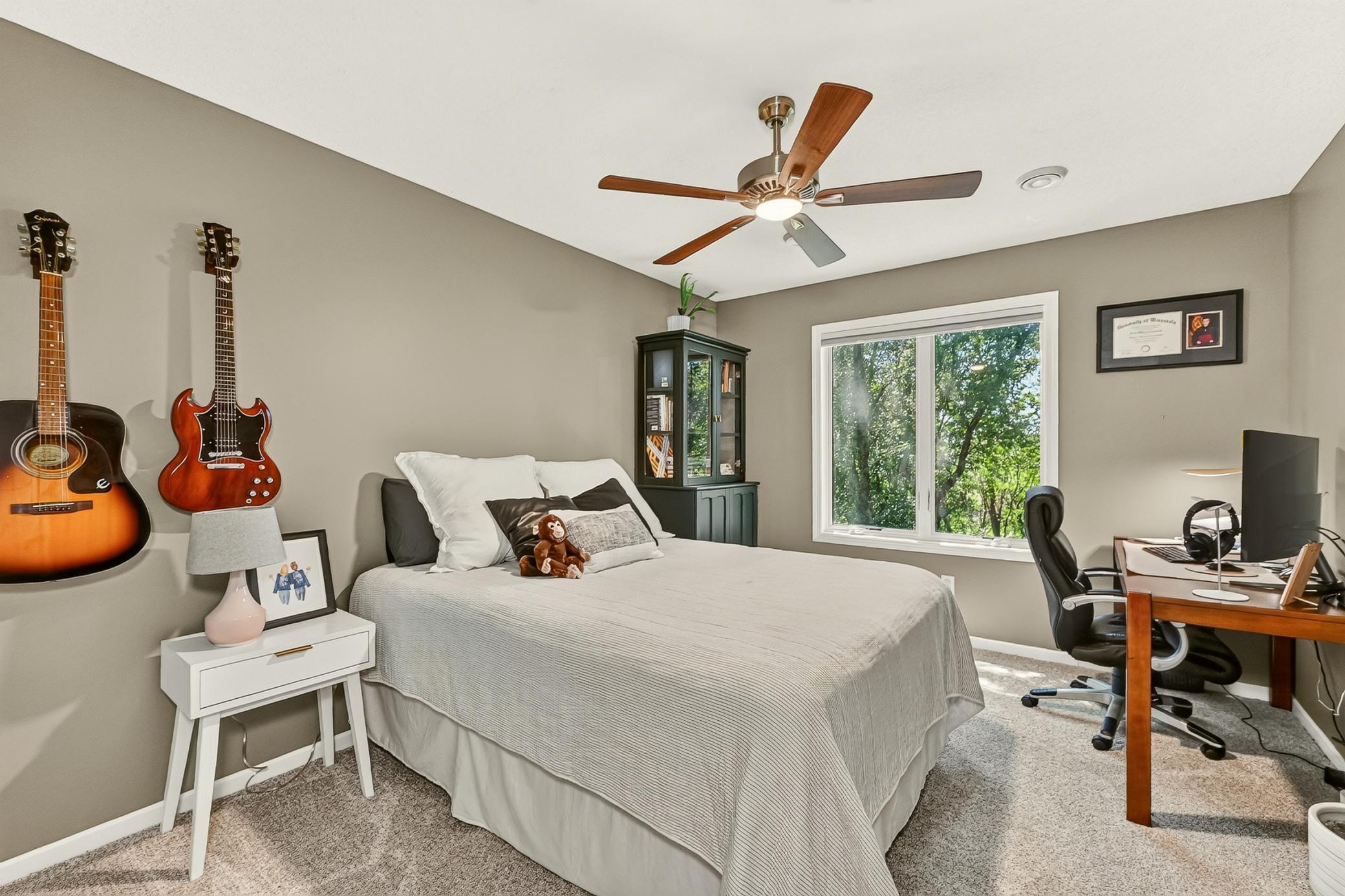 Bedroom 4.jpg