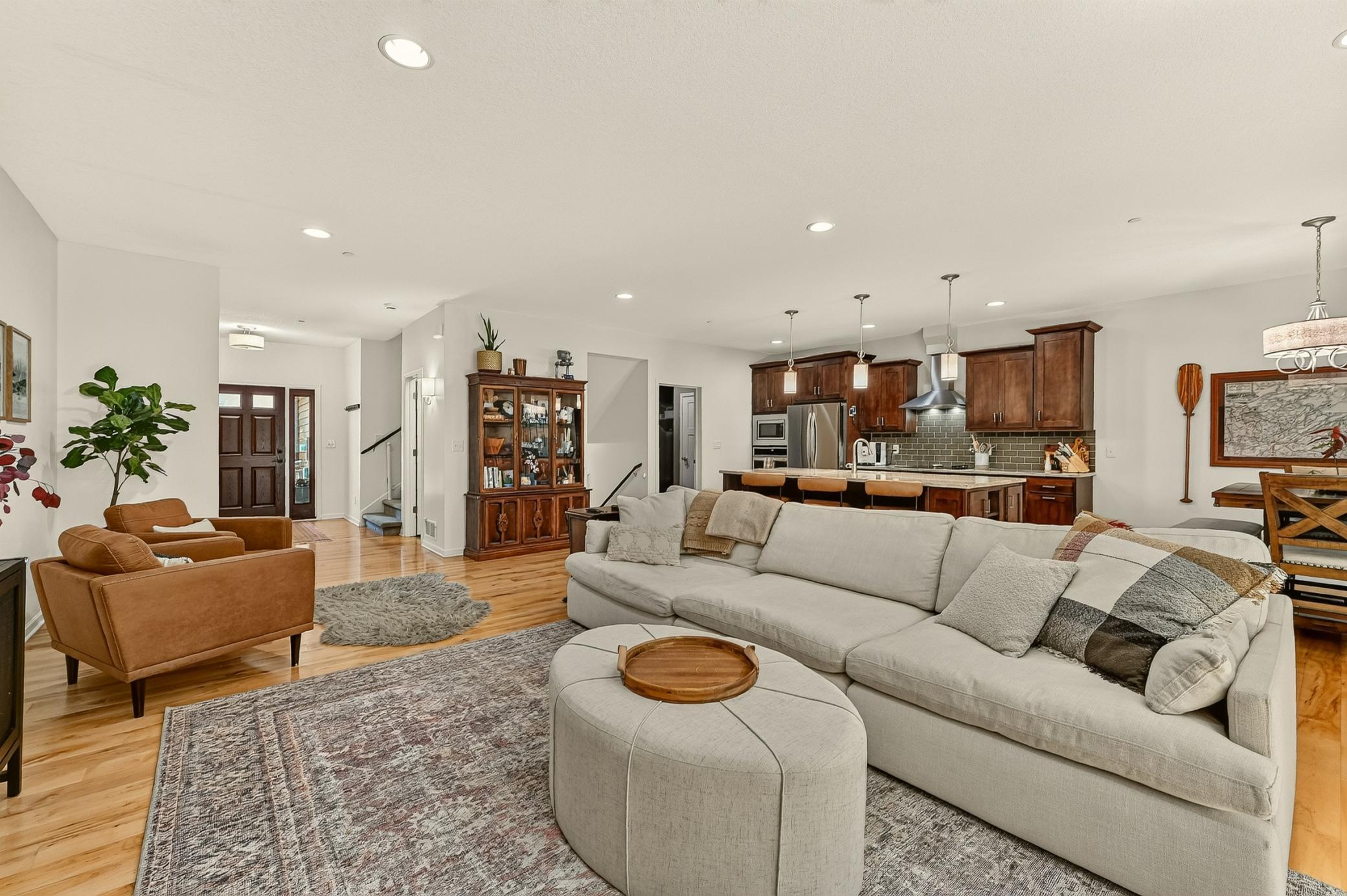 Living Room__.jpg