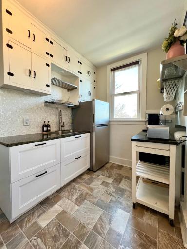 ADU Kitchen2