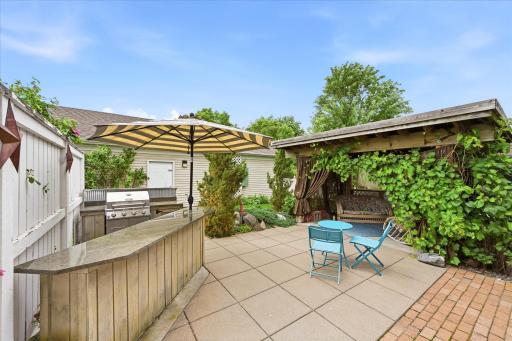 Spacious Back Patio with Cabana, and Built-In Grill/Bar